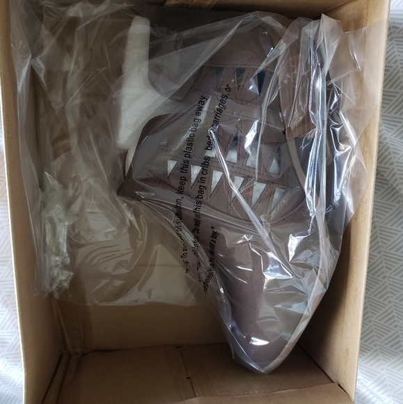 Spring - summer booties - Picture 4 of 4